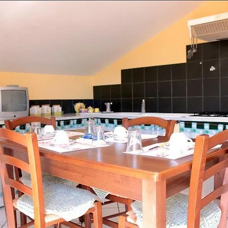 Ai Tre Parchi Bed And Bike Randazzo