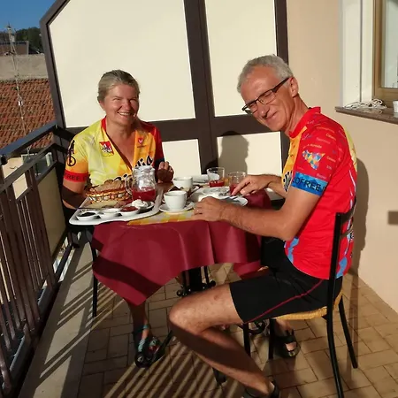 Alojamento de Acomodação e Pequeno-almoço Ai Tre Parchi Bed And Bike