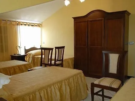 Ai Tre Parchi Bed And Bike Bed & Breakfast 3*